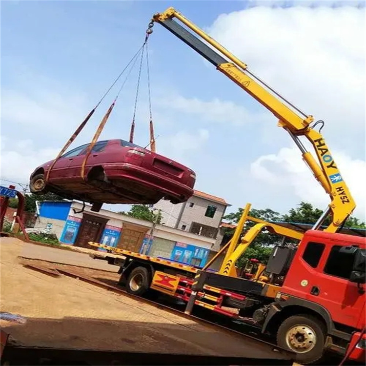 远安吊车吊汽车的正确方法